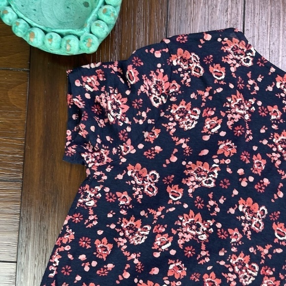 Lucky Brand Pull Over Top Size Small‎ - Picture 8 of 14